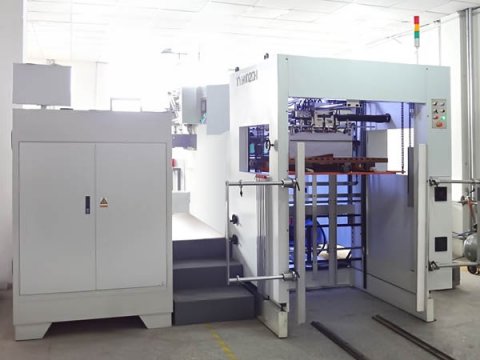 印刷設備展示-全自動模切機