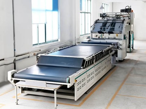 印刷設備展示-全自動瓦楞貼面機